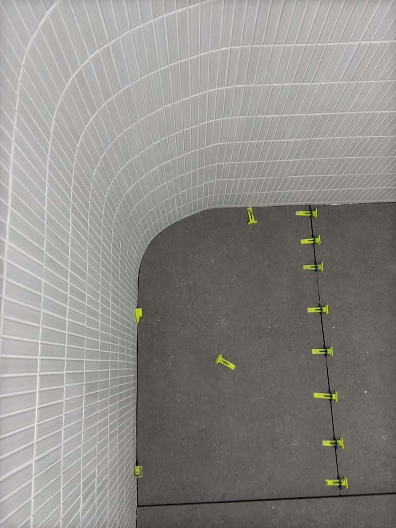 台中浴室鋪地磚